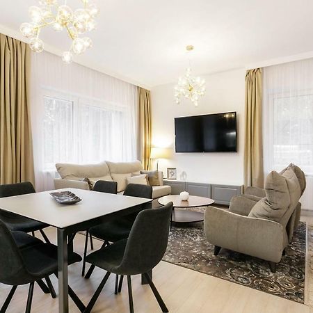 Luxury For Everyone - Hills Park Lux Apartments 3 VNO Esterno foto