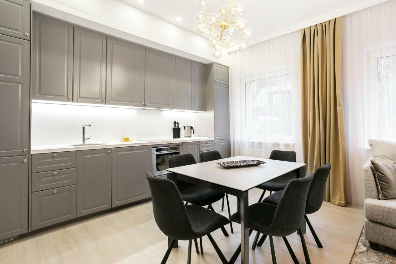 Luxury For Everyone - Hills Park Lux Apartments 3 VNO Esterno foto