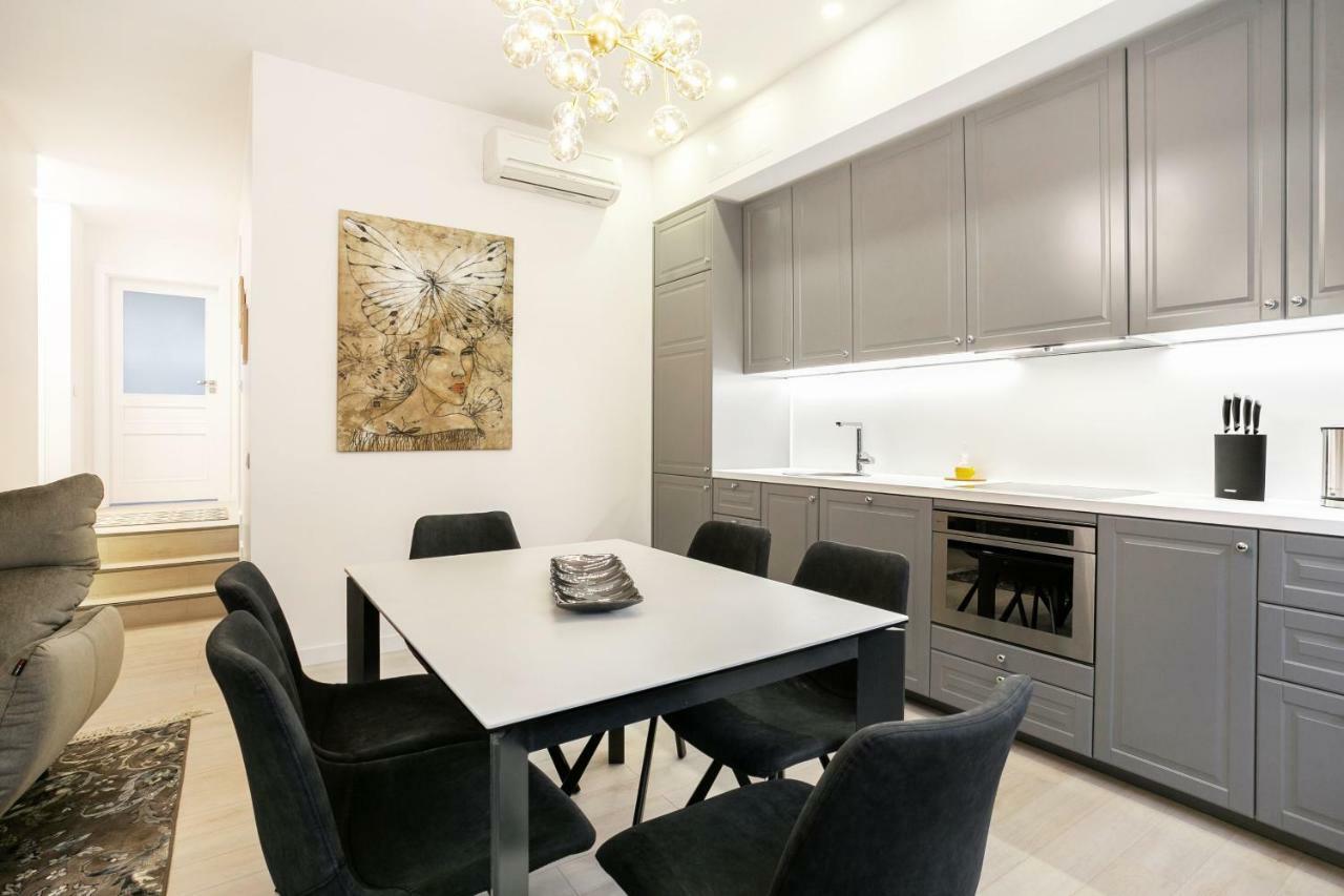 Luxury For Everyone - Hills Park Lux Apartments 3 VNO Esterno foto