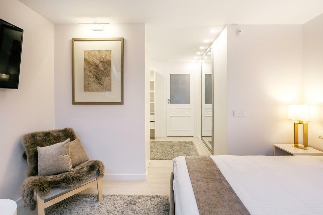 Luxury For Everyone - Hills Park Lux Apartments 3 VNO Esterno foto